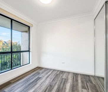 Remarkable, Aesthetically Pleasing & Recently Refurbished Triple St... - Photo 3