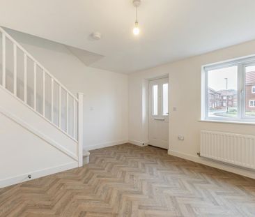 2 bedroom semi-detached house to rent - Photo 5