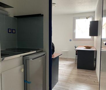 Location Appartement 1 pièce 18m² ROUEN 76000 - Photo 2