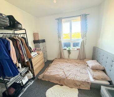 Newton Road, Yeovil, Somerset - Photo 2