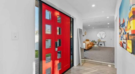 Burnside Beauty - Photo 5