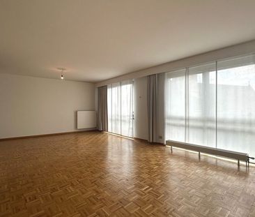 Prachtig appartement in centrum Beveren met zicht over de Markt - Foto 1