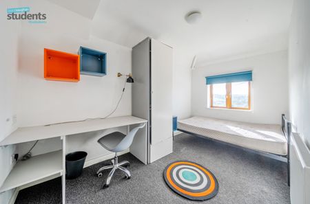 6 bedroom house to rent - Photo 3