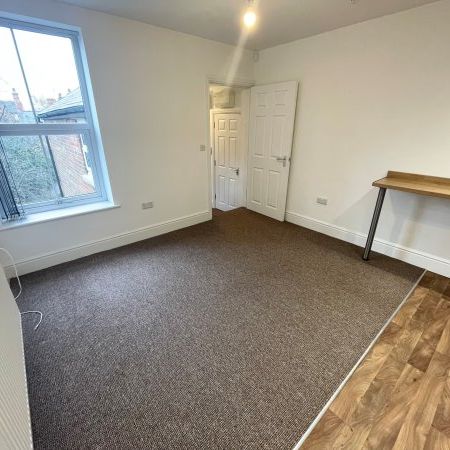 Musters Road, Nottingham, NG2 - Photo 1