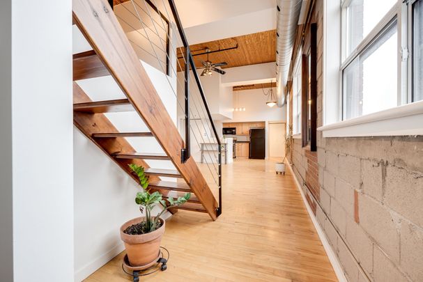 For Lease - 426 Queen Street Unit# 403, Toronto, Ontario - Photo 1