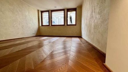 Exclusive luxury duplex for rent in the heart of Via Nassa - Lugano - Photo 3