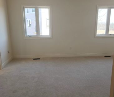 For Lease - 172 Bloomfield Crescent, Cambridge, Ontario - Photo 5