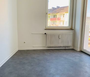 *Familien aufgepasst* geräumige 3-Zimmerwohnung mit Balkon - Foto 1