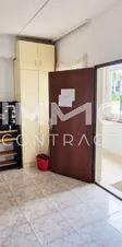 Renovierungsbedürftige 2 Zimmer Neubauwohnung mit Balkon im1 Liftstock - Photo 1
