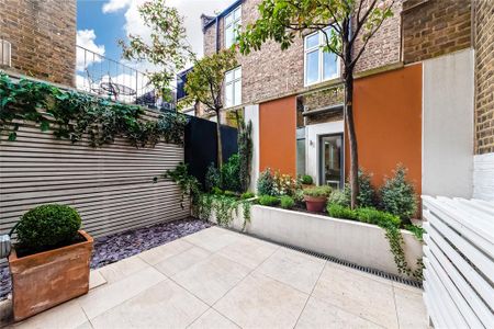 3 bedroom terraced house to rent - Photo 5