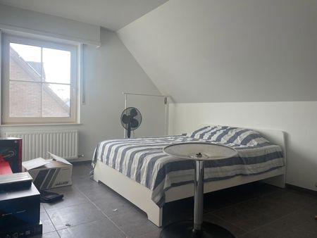 woning met 3 slaapkamers , tuin en garage in Hoogstraten - Photo 3