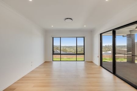 96 Adelaide Street - Photo 2