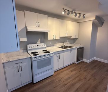 3 bed 2 bath walk out suite in black mountain - Photo 1