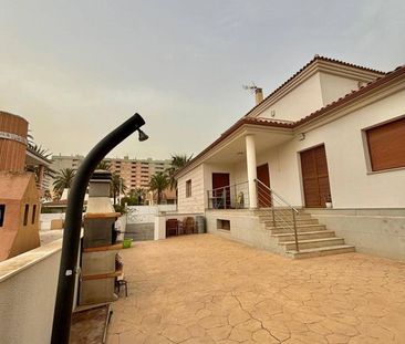 4 bedroom luxury Detached House for rent in La Manga del Mar Menor,... - Photo 5