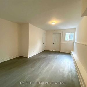 For Lease - 3238 Yonge Street Unit# 2nd Fl, Toronto, Ontario - Photo 2