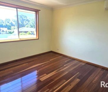 COZY THREE BEDROOM HOME IN LEUMEAH FOR LEASE!!!!!!! - Photo 1