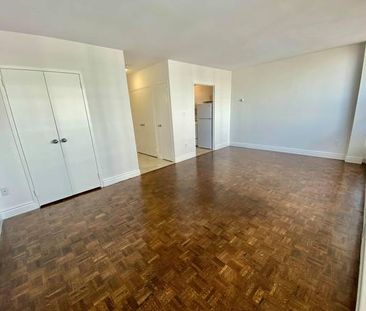 AVAILABLE NOW1st!!! Bachelor Apartment - Photo 2