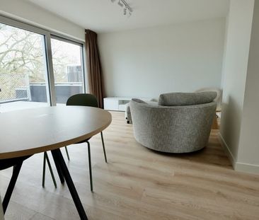 Appartement te huur - Photo 1