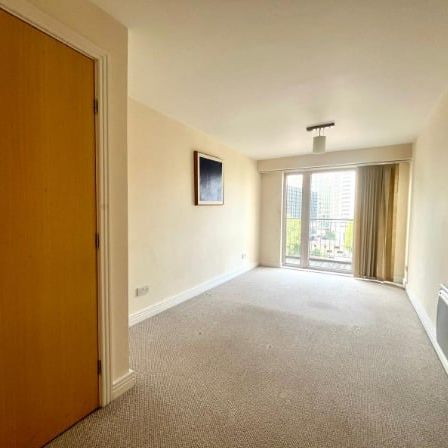 3 bedroom apartment to rent - Photo 1