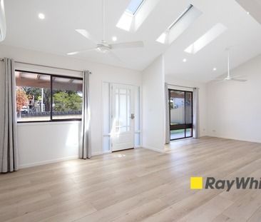 Light Filled Home Close to Berkeley Vale Public School - Photo 3