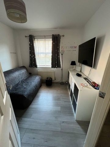 4 bedroom townhouse to rent - Photo 4