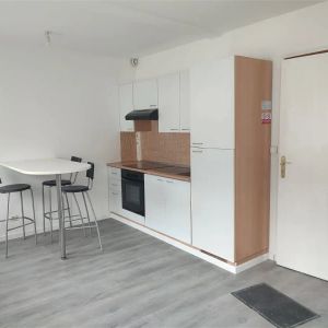 Location appartement 1 pièce - 23.5m² à Hazebrouck (59190) - Photo 2