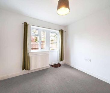 High Path Road, Guildford, Surrey, GU1 - Photo 3