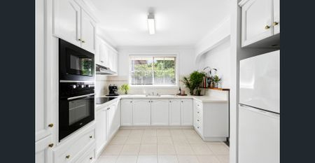 Contemporary Living in a Prime City-Fringe Location - Photo 5