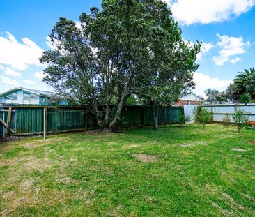 Fresh, Bright & Ready to Move In! - Photo 5