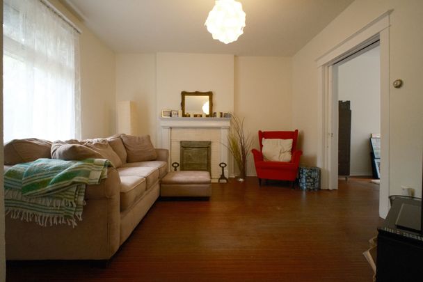 For Lease - 13 Yarmouth Gardens, Toronto, Ontario - Photo 1