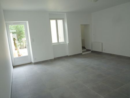 Location Maison 2 pièces 52m² COGNAC 16100 - Photo 5