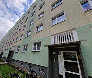 Ihr Wohlfühlnest in Magdeburg! Drei Zimmer, Küche, Bad, Balkon, ab ... - Photo 2