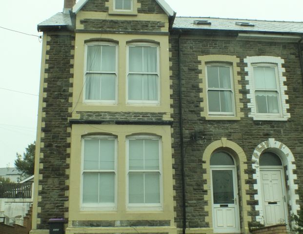 4 Bedroom supported living property with 1 x ground floor bedroom and shower room. Room 1 - Photo 1