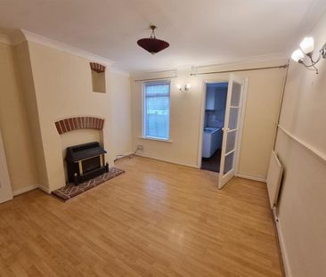 Malling Road, Snodland - Photo 1