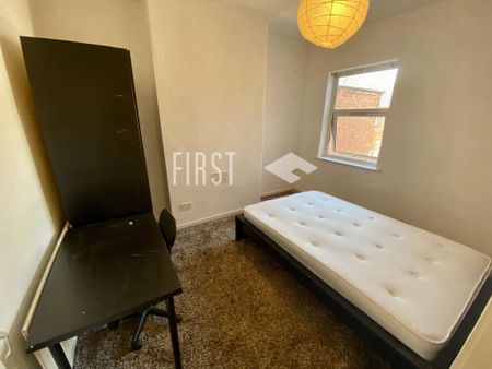 4 bedroom terraced house to rent - Photo 2