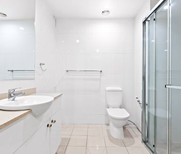 When only the very best will do! This is truly a pole position oppo... - Photo 6