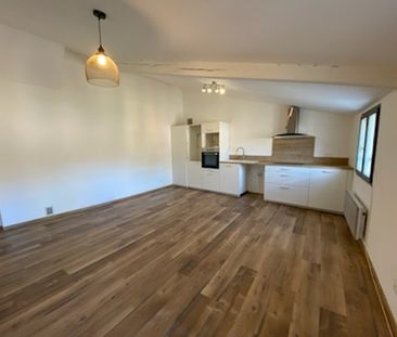 Location Appartement 2 pièces 47m² LORGUES 83510 - Photo 4