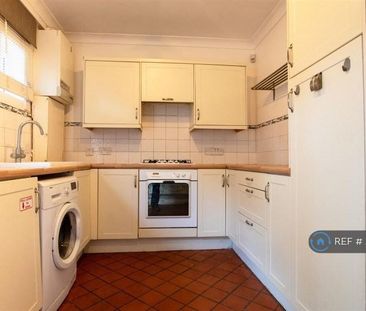 2 bedroom end of terrace house to rent - Photo 5