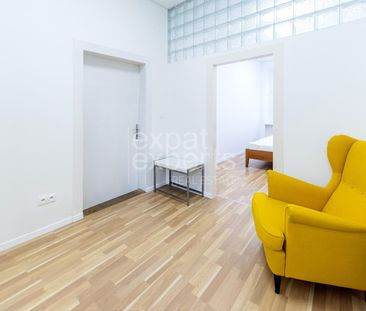 Moderný, svetlý 2i byt 47m2, v skvelej lokalite - Photo 4