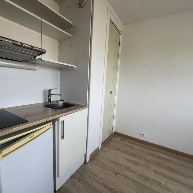 Location Appartement 1 pièce 15m² BORDEAUX 33000 - Photo 1