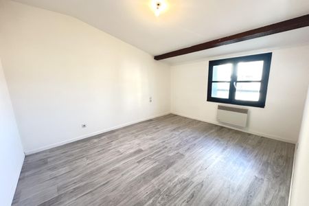 A LOUER APPARTEMENT T3 CENTRE VILLE - Photo 2