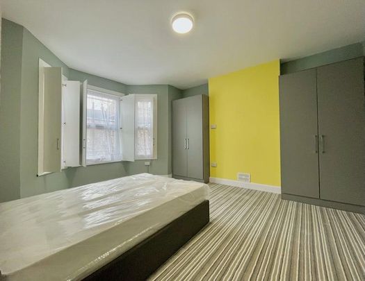 1 bedroom in a house share to rent - Photo 1