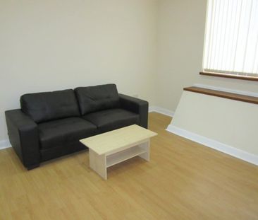 Flat A, 21 Menzies Road, AB11 9AX, Aberdeen - Photo 1