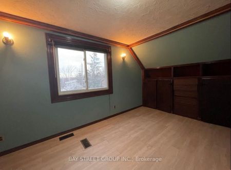 For Lease - 236 Beaver Street, Thorold, Ontario - Photo 5