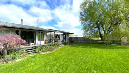 Wairongoa Road Oasis - Photo 3