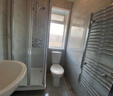 2 bedroom end of terrace house to rent - Photo 6