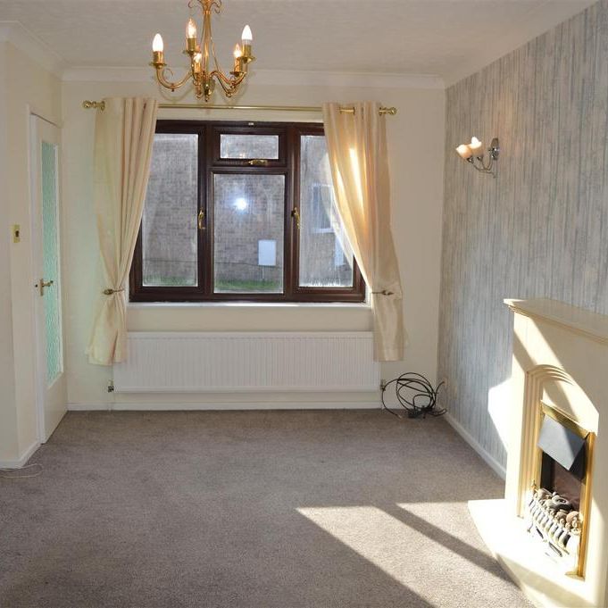 2 bedroom semi-detached bungalow to rent - Photo 1