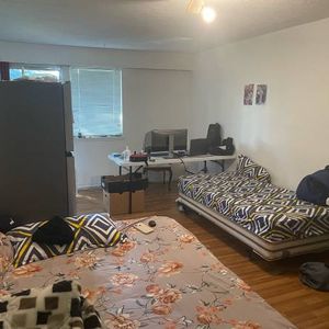 close to SFU, 2 Bedroom Suite for rent - Photo 2