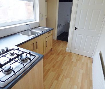 3 bed upper flat to rent in NE25 - Photo 2