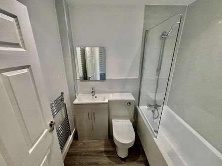1 bedroom flat to rent - Photo 5